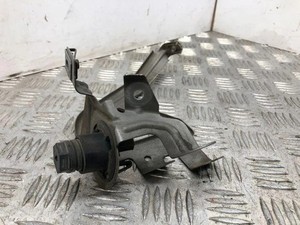 BMW 5 F10 Kotflügelhalter vorne links 2.00 Diesel 135kw 2011 22991768