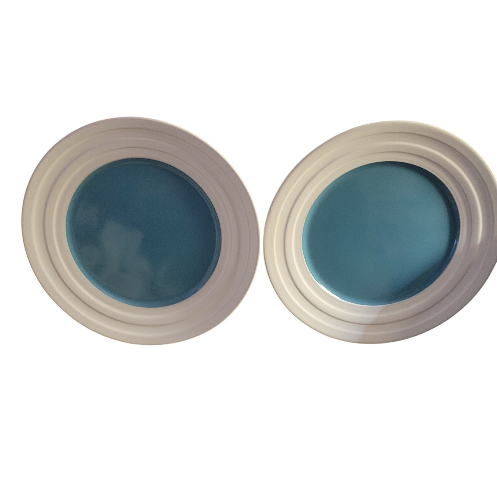 Isaac Mizrahi NY Caribbean Blue Embossed White Dinner Plates Set of 2