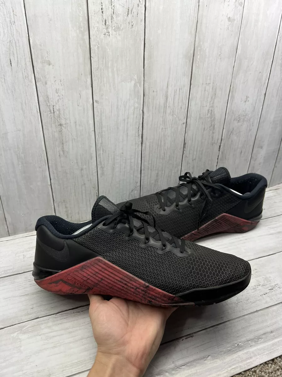 Metcon 5 all black sale