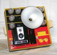 Vintage Brownie Hawkeye Flash Outfit Camera / Flash Attachment / Bulbs / Papers