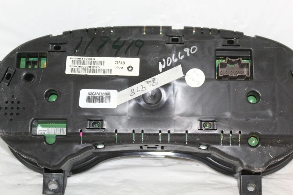 Speedometer Instrument Cluster 2013 Dodge Charger Dash Panel Gauges 86,978 Miles - Image 2 of 4