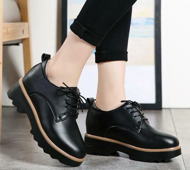 Chunky store work shoes