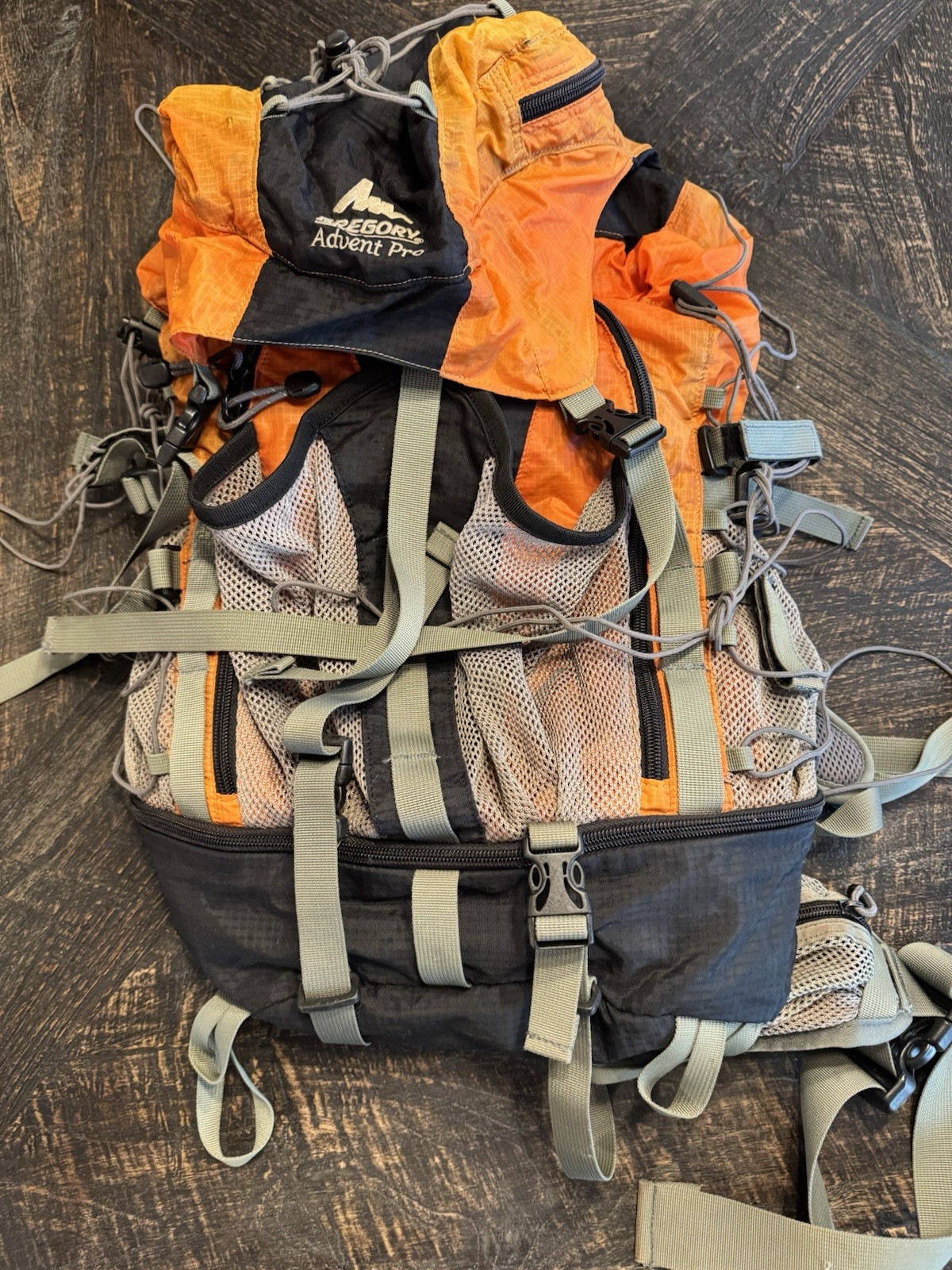 Gregory Advent Pro Internal Frame Hiking Backpack Orange Hydration Compatable