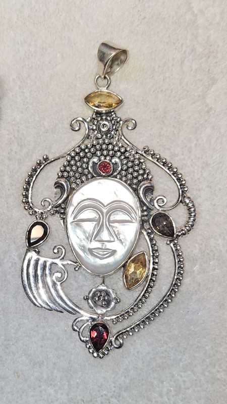 Sarda Sterling Silver Pendant 3 Different Gems And Moonstone Beautiful NR