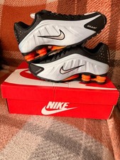 nike shox r4 size 5