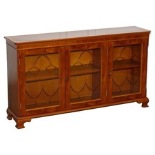 VINTAGE YEW WOOD GLAZED BOOKCASE SIDEBOARD TRIPLE DOOR DISPLAY CABINET