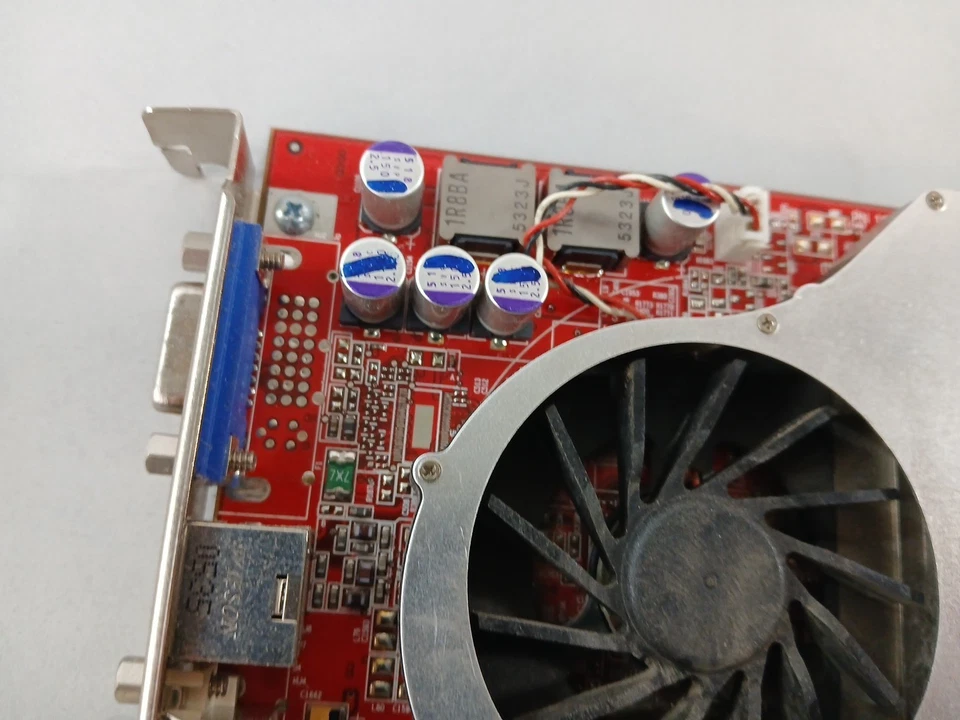 VINTAGE ATI RADEON X800 XL 256MB GDDR3 PCI EXPRESS Graphics Card - Image 4 of 4