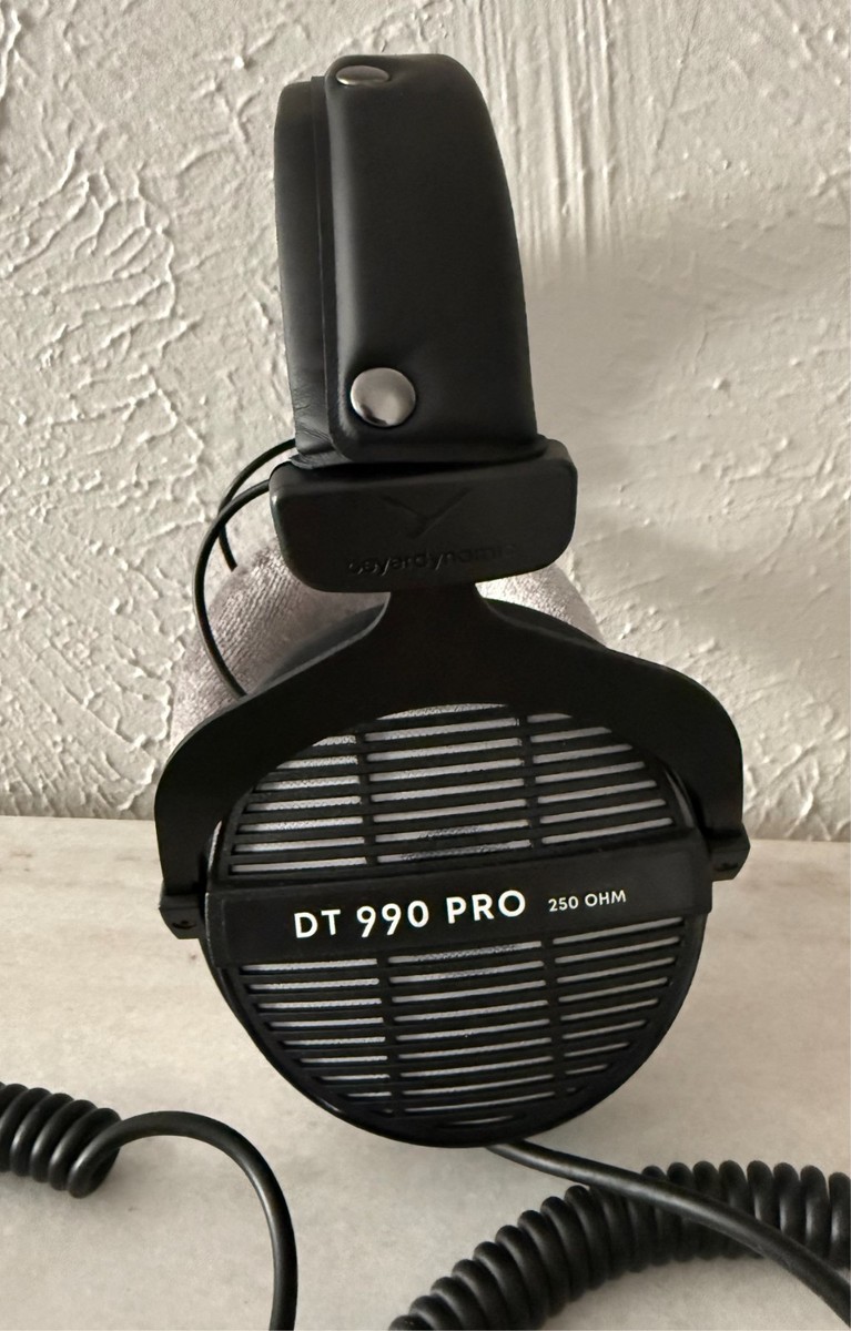 Beyerdynamic DT 990 PRO 250 OHM Studio Headphones | eBay