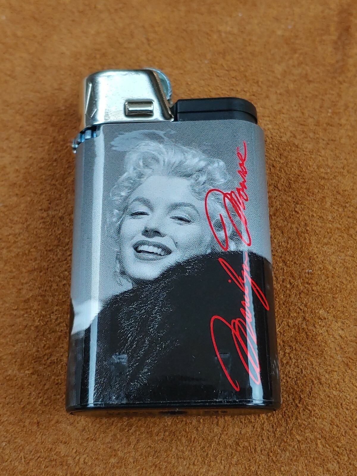 Marilyn Monroe 4-pk Collection - DJEEP Lighters - 4000 Strikes per Lighter - NEW