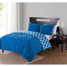 VCNY Home Scottsdale Pinch Pleat Reversible 3pc Duvet Set, Blue, Queen