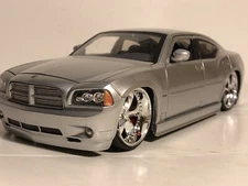 JADA DUB CITY 2006 DODGE CHARGER R/T SILVER 1:24 DIECAST MODEL CAR NEW NO BOX 