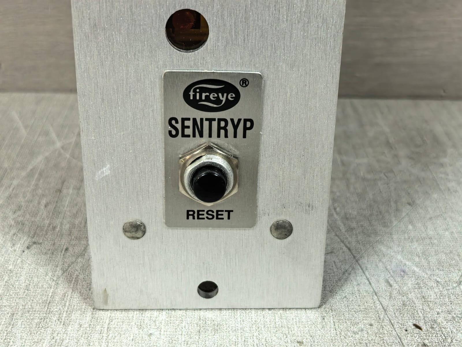 FIREYE SENTRYP 53SE2 1000 FIREYE SENTRYP 53SE2 1000 SYSTEM INDICATOR 3