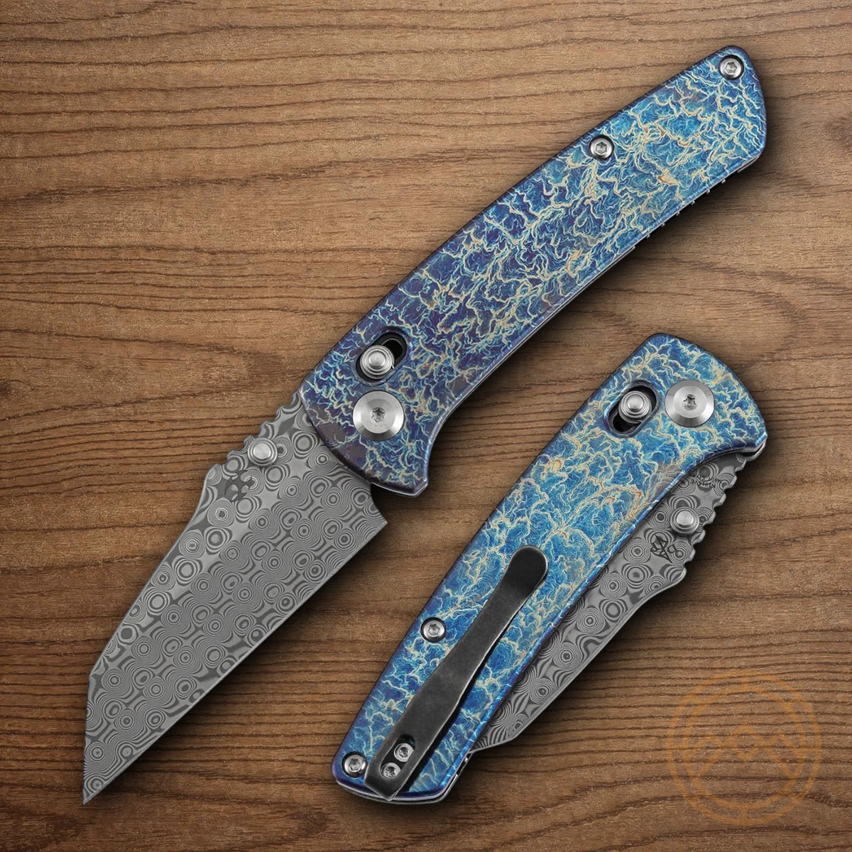 Damascus Steel Blade Plain Titanium Handle Collectible Modern