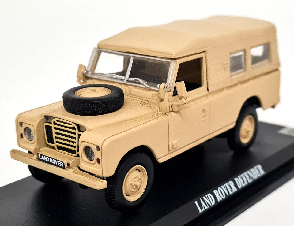 Atlas 1/43 - Land Rover Defender Sand Diecast Scale Model Car - Image 3 of 4