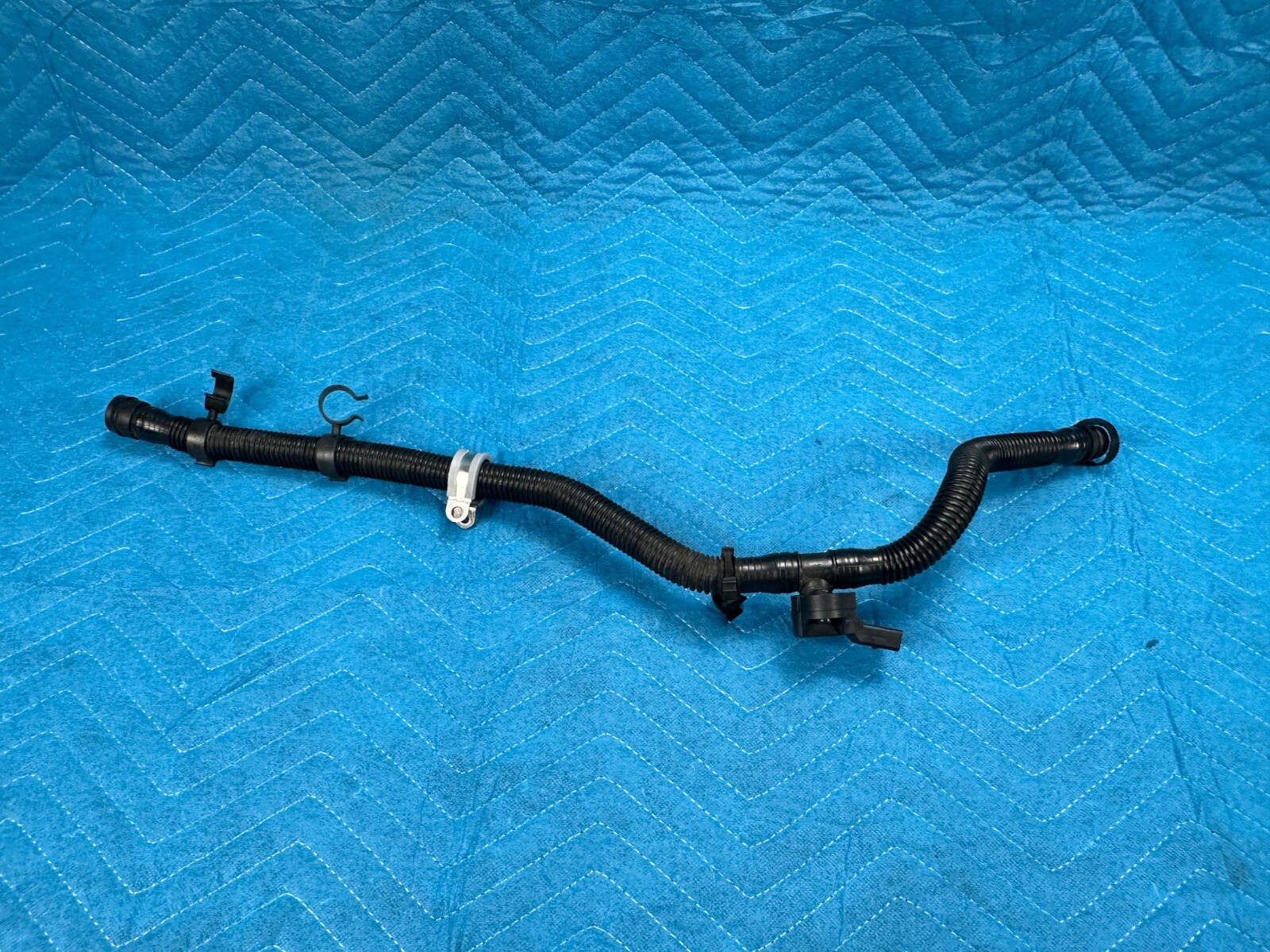 Bentley Flying Spur Air Smog Pump Hose Pipe w/Sensor Driver's Side 2006-2012 OEM