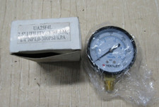 Weksler Pressure Gauge 0/300 PSI/kpa 2.5" 1/4" NPT UA25F4L