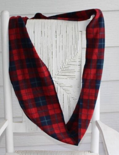 ✅Old Navy Plaid Fleece Infinity Circle Winter Scarf Unisex Red Navy Blue 71"X8" - Picture 1 of 6