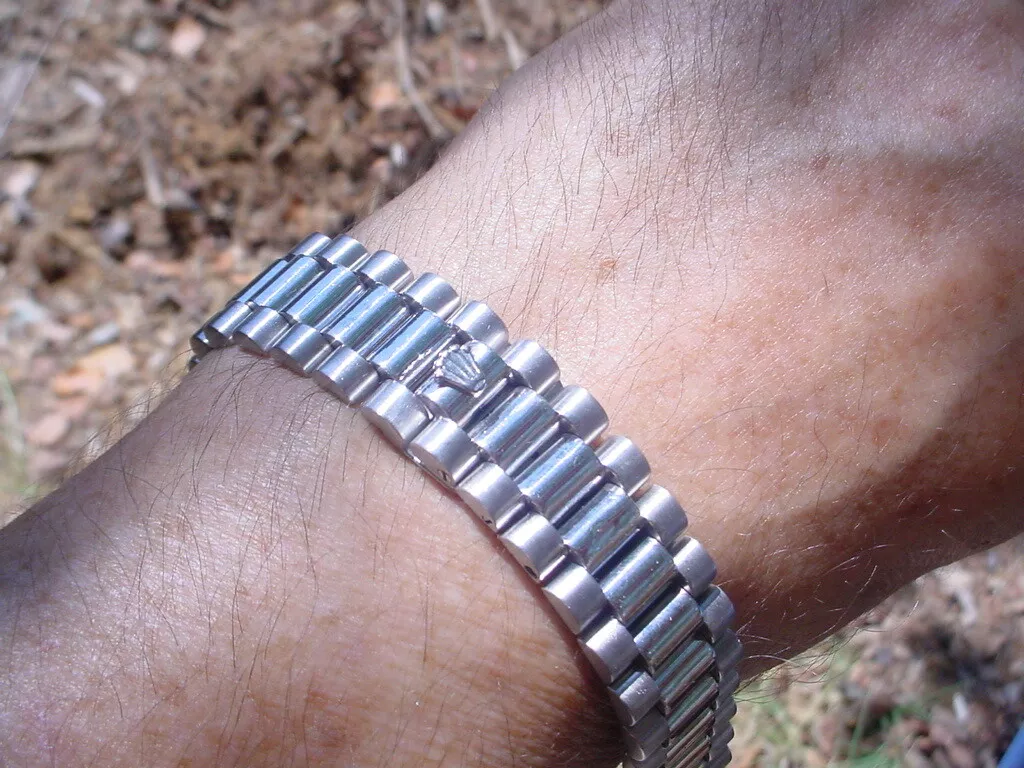 Louis Vuitton - 18K White Gold Bracelet