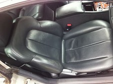 Mercedes-Benz W208 Leder Beifahrersitz schwarz manuell verstellbar Mercedes-Benz W208 Leder Beifahrersitz schwarz manuell verstellbar