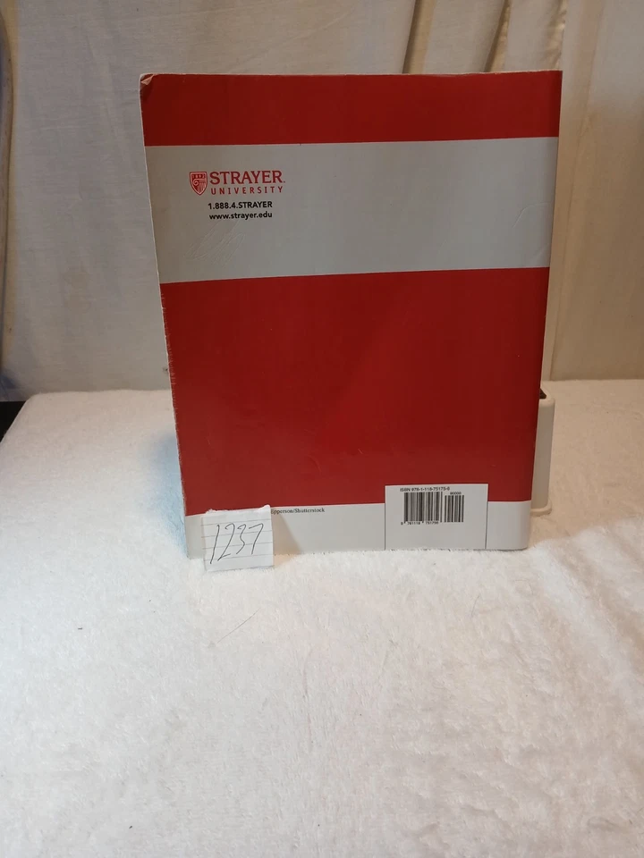 accounting principles text book Volume 1 Strayer Université 11 Edition 2013  - Image 3 of 4