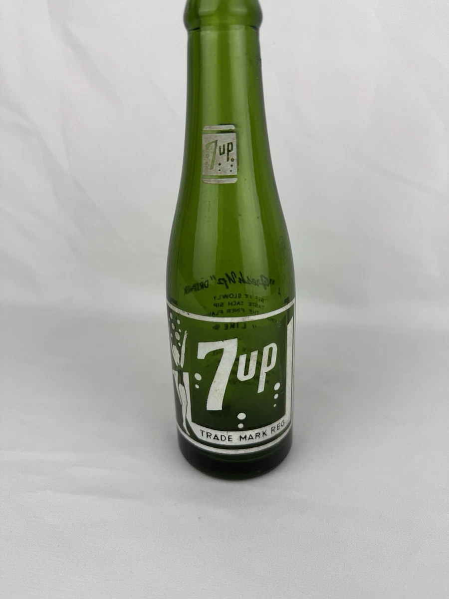 7up Glass Bottle In Collectible Soda Bottles (1900-Now) for sale