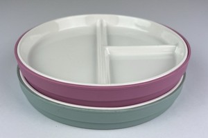 2 Elk and Friends Kids Set 7.8 in. Porcelain Plates Pink Green Silicone Sleeves