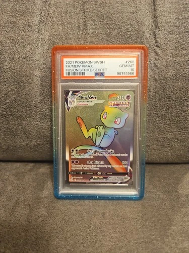 Pokémon TCG Mew VMAX 268/264 Fusion Strike Secret Rare Holo PSA 10