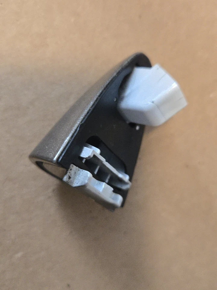 2014-2018 Kia Forte K3N Metallic Bronze Exterior Door Handle Trim Cap Cover Foto 3 de 4