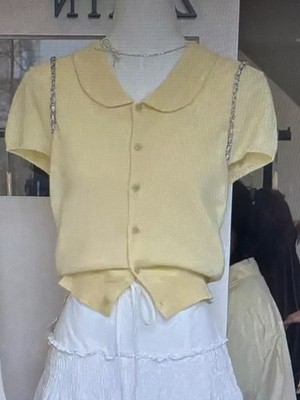Short-sleeved knitted babydoll style shirt with ice silk collar