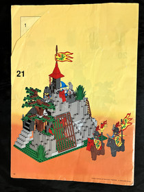 LEGO Castle: Dragon Knights: Dark Dragon's Den (Set 6076) - 99% COMPLETE