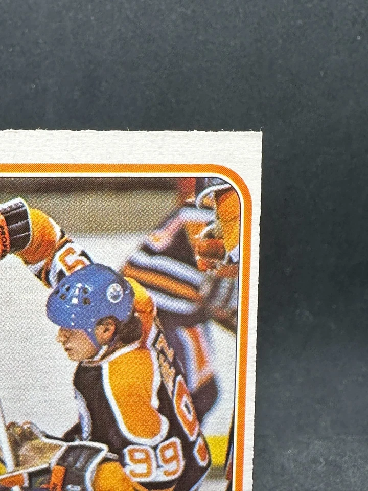 1981-82 O-Pee-Chee OPC Wayne Gretzky #125 Super Action Oilers - Image 3 of 4
