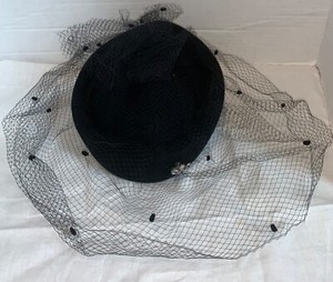 black hat with netting