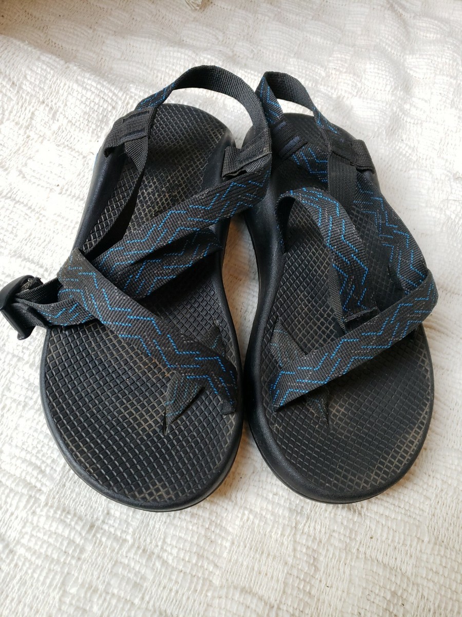 Chacos black blue men sandals Size 10 Men display picture 3