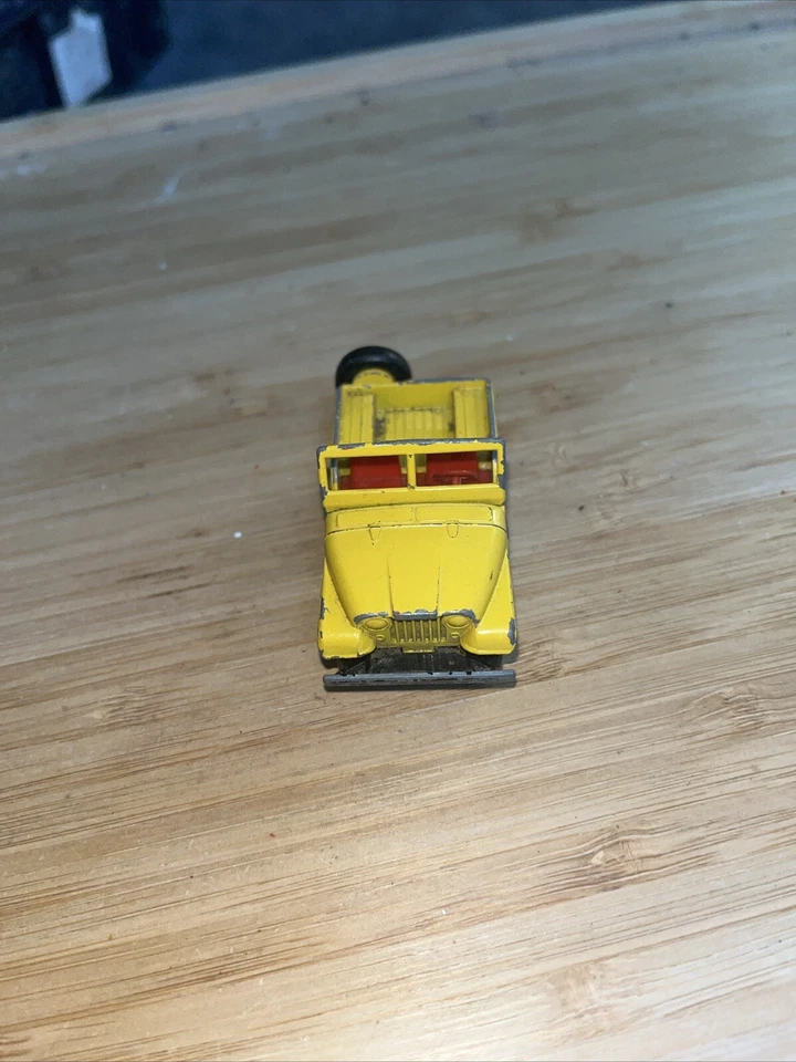 MATCHBOX SERIES LESNEY Nº72 JEEP Superrápido Excelente Estado Encendedor Amarillo  Foto 2 de 4