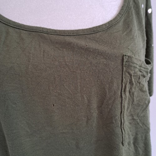 0436 - Deb 2X Green Blouse Top w Lace Back & Metallic Detailing on the Shoulders - Picture 2 of 14