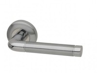 10 Pairs Of Apollo Dual Finish Door Handles On Round Rose 052 10 Pairs Of Apollo Dual Finish Door Handles On Round Rose 052