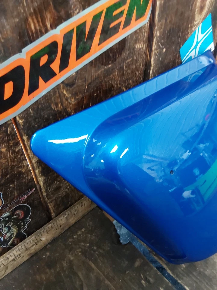 80 80-81 Honda CB650 CB650C 1980 azul cubierta lateral derecha carenado cubierta embellecedor Foto 3 de 4