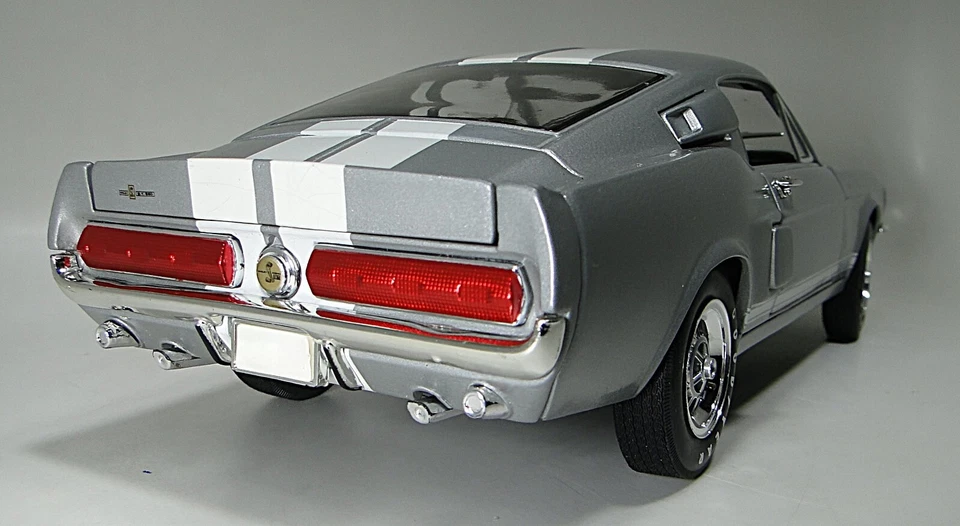Coche de carreras Mustang GT12 Cobra24 personalizado de metal modelo 1:18 carrocería carrusel plateado Foto 4 de 4