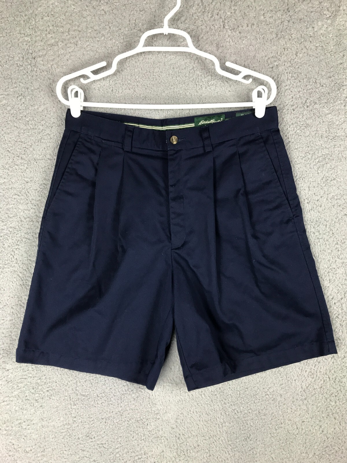 Eddie Bauer Golf Mens Pleated Blue Shorts Size 33 32x8