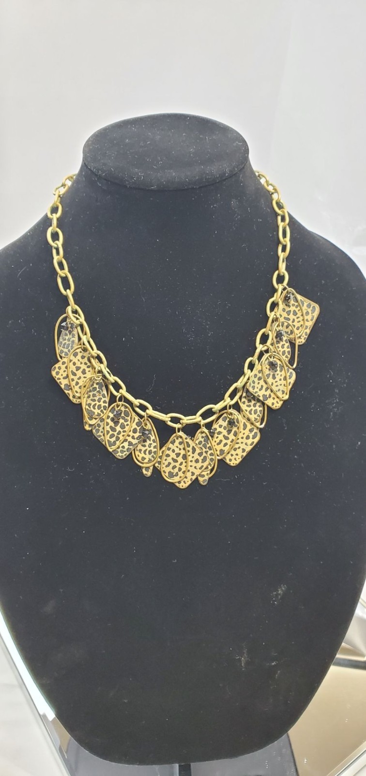 Multi-Layered Leopard Colored Necklace Squares & … - image 3