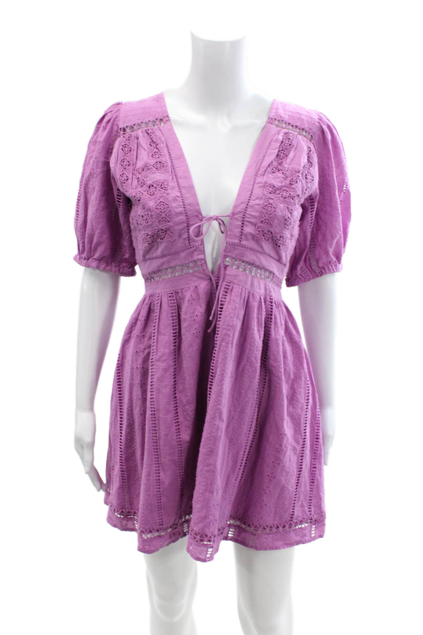 Urban Outfitters Womens Textured V-neck Short Sleeve Dress Pink Size LFree Shipping in US $100+ Orders | $6.95 Orders Below
