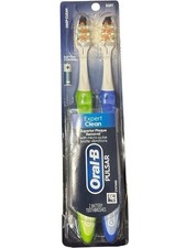 NEW Oral-B Vibrating Pulsar Battery Toothbrush Expert Clean Soft 2 Pk Oral B C4