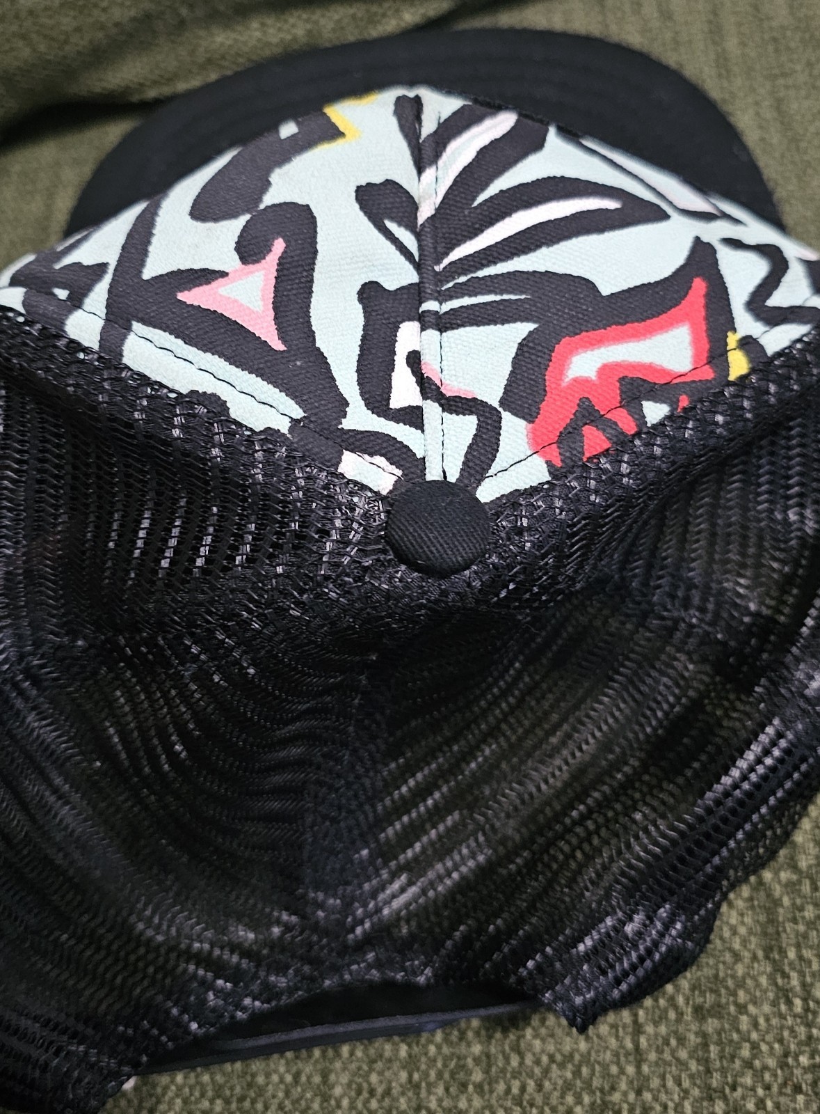 VANS Classic Patch Trucker Hat  Adjustable Snapba… - image 3