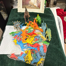 Lot of Plastic Dinosaur Figures Toys, Assorted Colors, Zip Bags, vintage