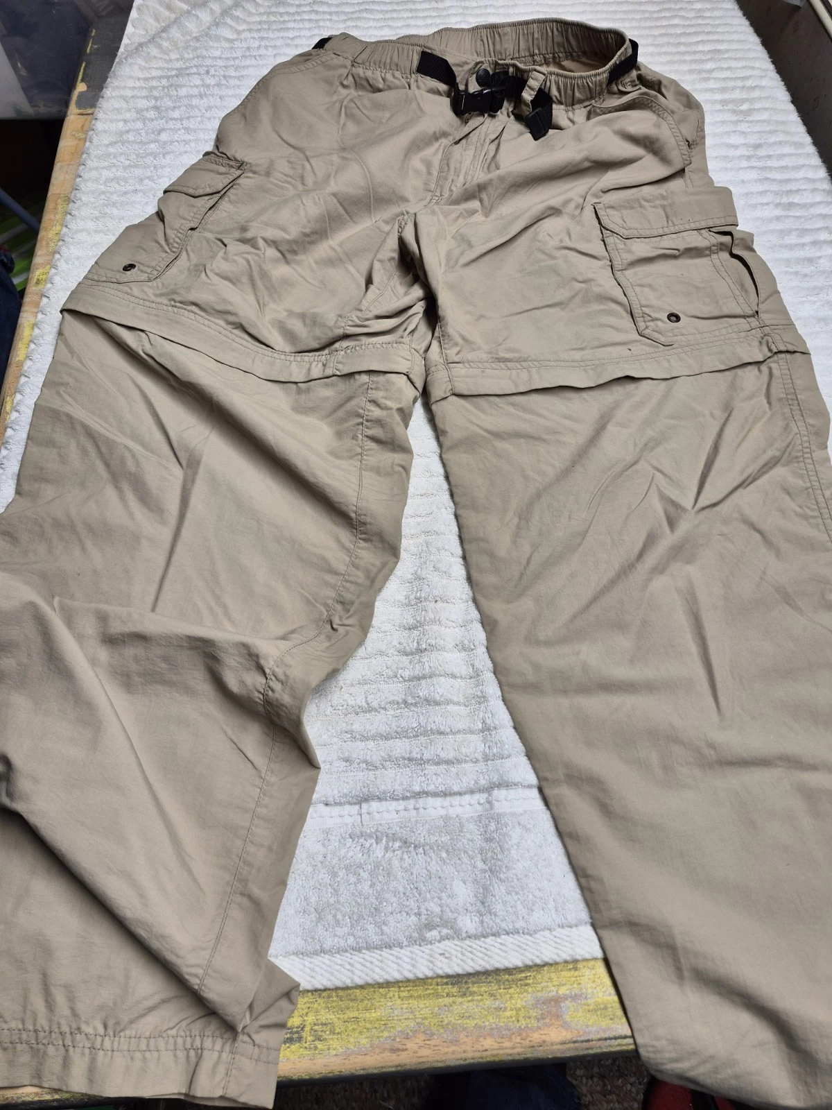REI Convertible Cargo Pants Men Medium 32X30 Utility UPF 50 Nylon Outdoors Beige