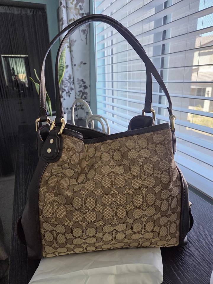 Bolso de hombro Coach Edie 28 en jacquard exclusivo Foto 2 de 2