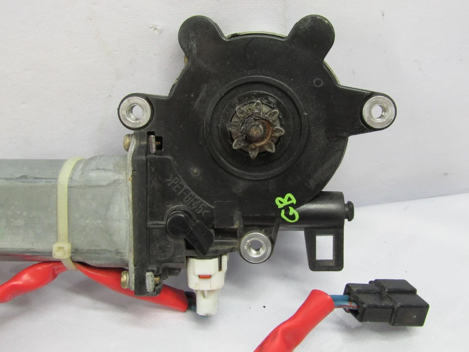 Оригинальный левый мотор стеклоподъемника переднего водителя для универсала Subaru Impreza 2002-2007 годов выпуска - Изображение 2 из 4