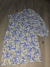Size 10 Missguided One Sleeve Floral Dress
