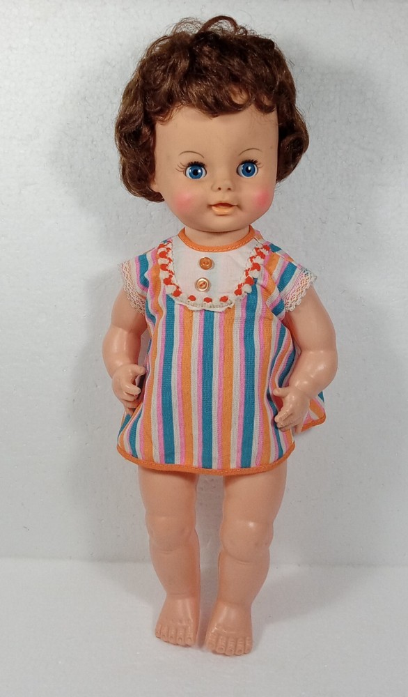 Regal Ton VTG Sleep Eyes Drink & Wet Hard Plastic One Eye Needs Help Opening 14