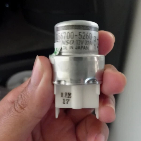 Relay (Main, Cooler, Horn, Window, A/C, Cut-Off) Toyota Lexus 056700-5260 (2Pcs) - Imagem 3 de 4